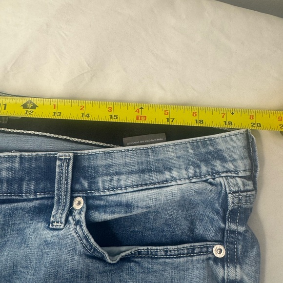 torrid Light Wash Straight Leg ankle Jeans high rise - Picture 5 of 16